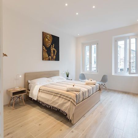 Apartamento Mudiva -Train Station Modern 1 Bdr Flat 1St Floor Florencia Exterior foto