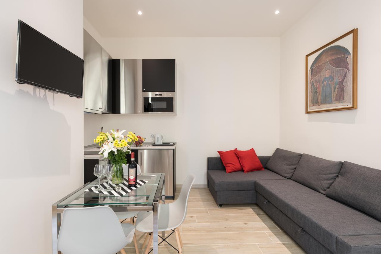 Apartamento Mudiva -Train Station Modern 1 Bdr Flat 1St Floor Florencia Exterior foto